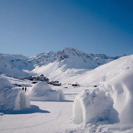Apartment Le Lac, Au Pied Des Pistes, In-out. Tignes